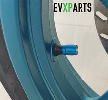 Bild zur Galerieansicht hochladen, Reifenventilkappen - EVXParts
