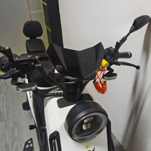 Carica l&#39;immagine nel visualizzatore di Gallery, Mascherina Racing per scooter NIU - EVXParts
